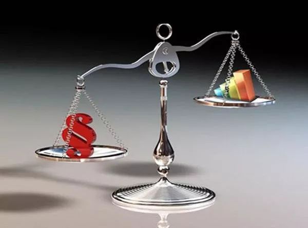 企業(yè)應(yīng)如何實(shí)現(xiàn)戰(zhàn)略性薪酬管理？